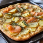 Pizza con patate e salmone